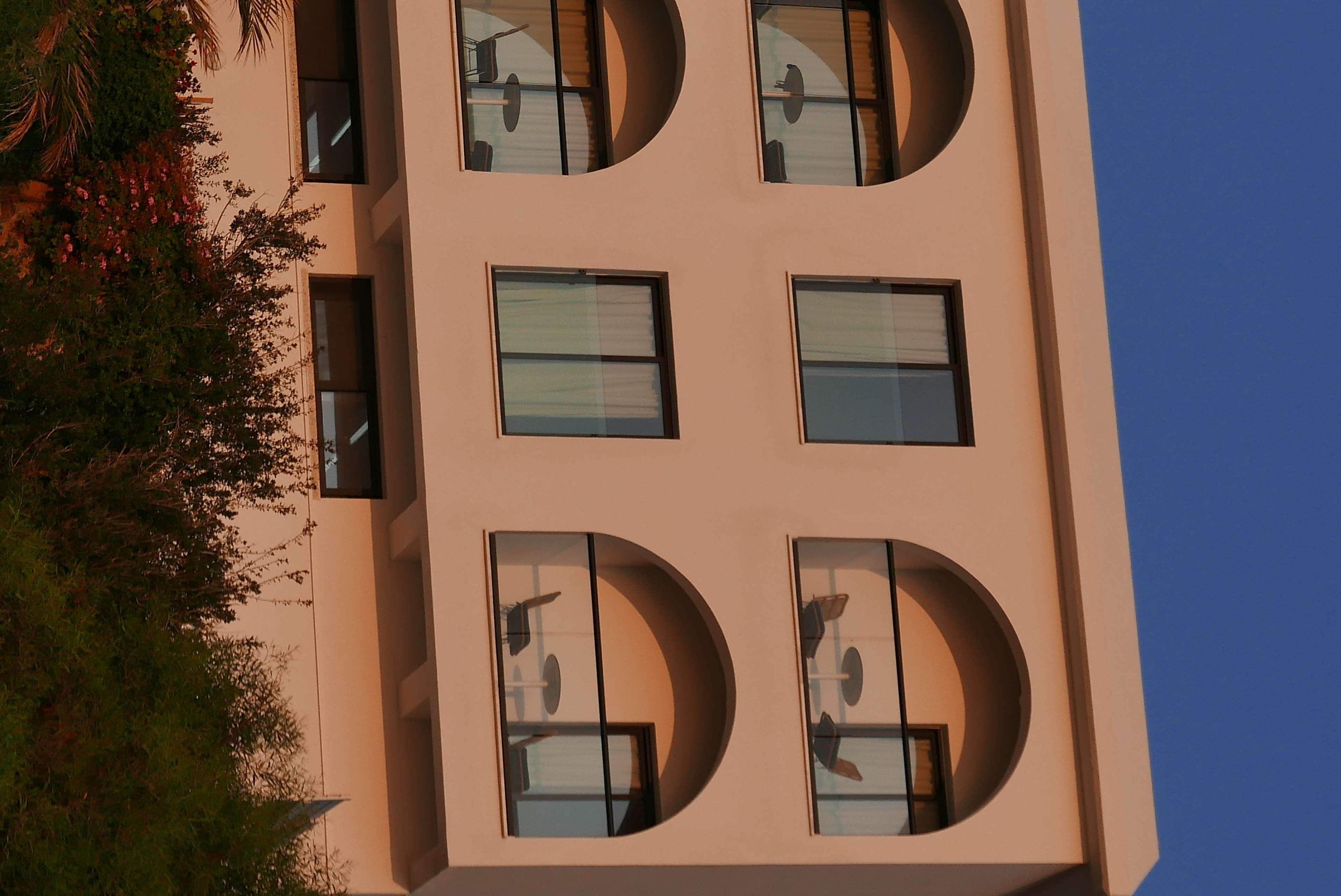 E.J. Pyrgos Bay Hotel Exterior foto